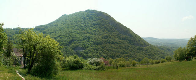 Blick zum Berg Le Mont bei Le Malpas