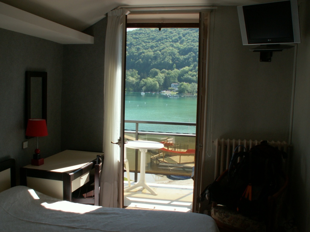 das Hotelzimmer