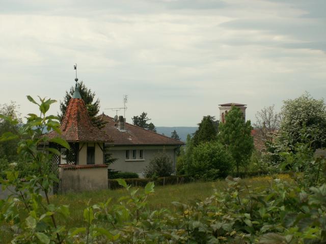 die ersten Häuser von La Côte St.André