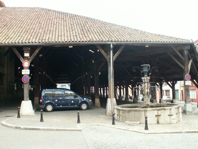 die Markthallen von La Côte St.André