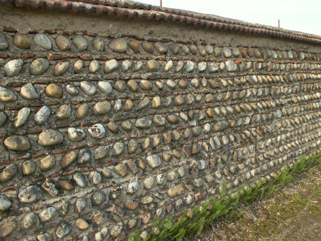 in dieser Region wurden die Mauern früher so gebaut