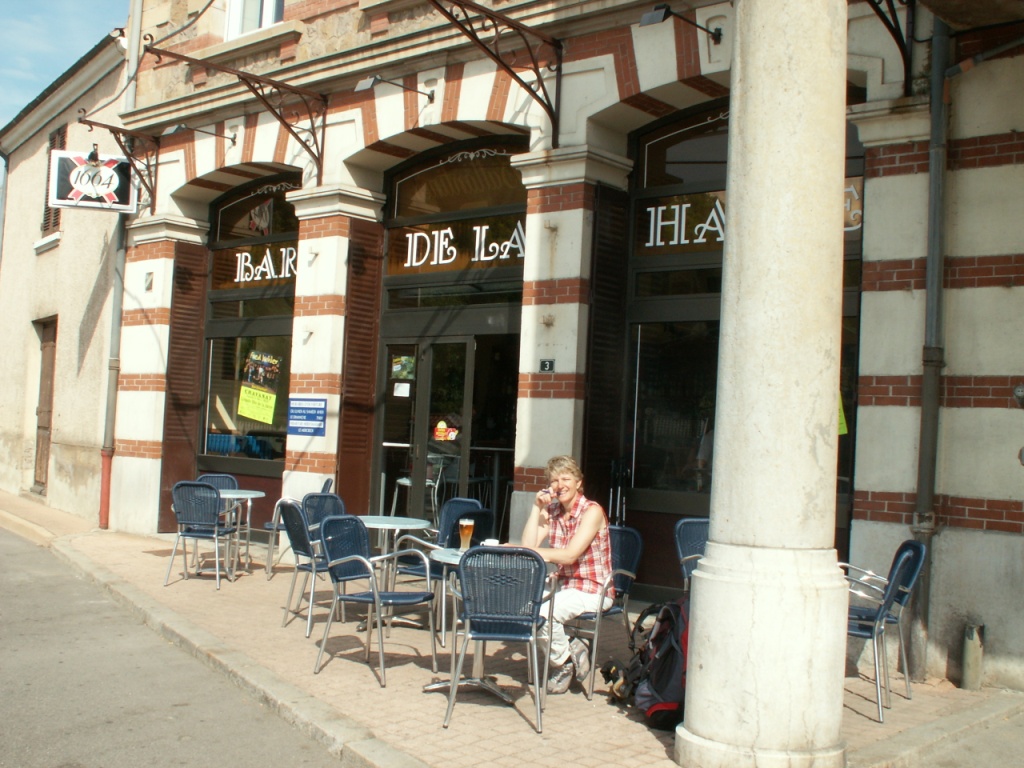 in dieser schönen Bar haben wir einen guten Kaffee getrunken