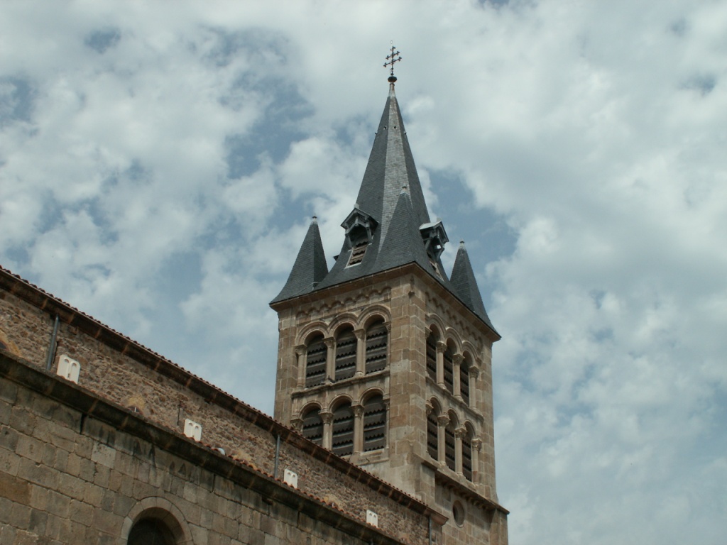Kirche von Bourg-Argental