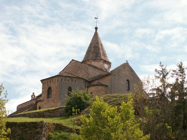 auf dem Weg zur Kirche von St.Julien Chapteuil