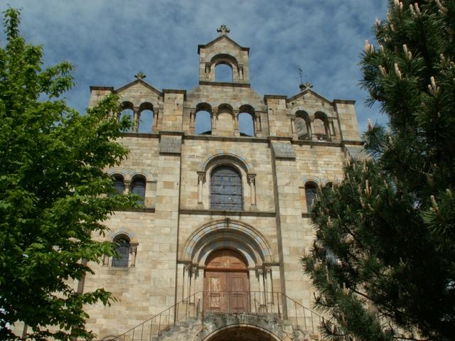 Fassade der Kirche