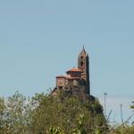 schon von weitem sieht man die Chapelle St.Michel d'Aiguilhe