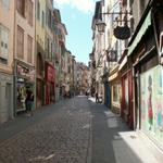 rein in die Altstadt von Le Puy en Velay