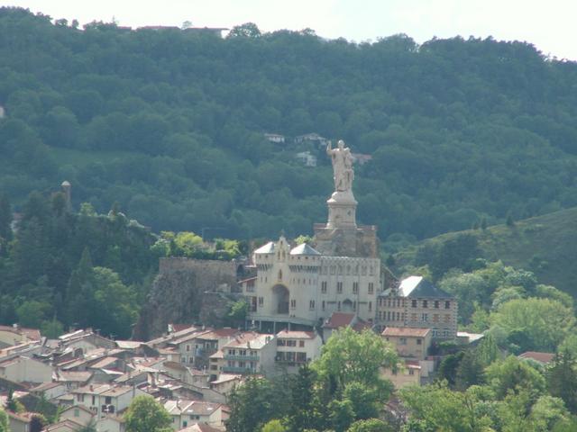 Blick zum Sanctuaire Saint-Joseph d'Espaly