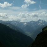 schöne Aussicht auf die Glarner Berge