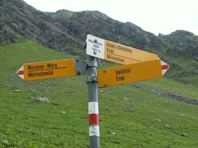 Beim Widersteinerhüttli 1831 m.ü.M. könnte man zum Wissmilen Pass wandern