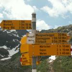 Wegweiser beim Ober Murgsee 1817 m.ü.M.