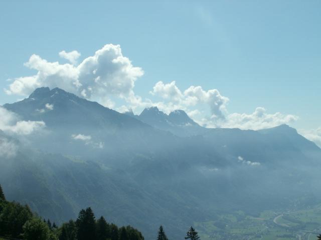 Blick Richtung Sennisalp mit Alvierkette