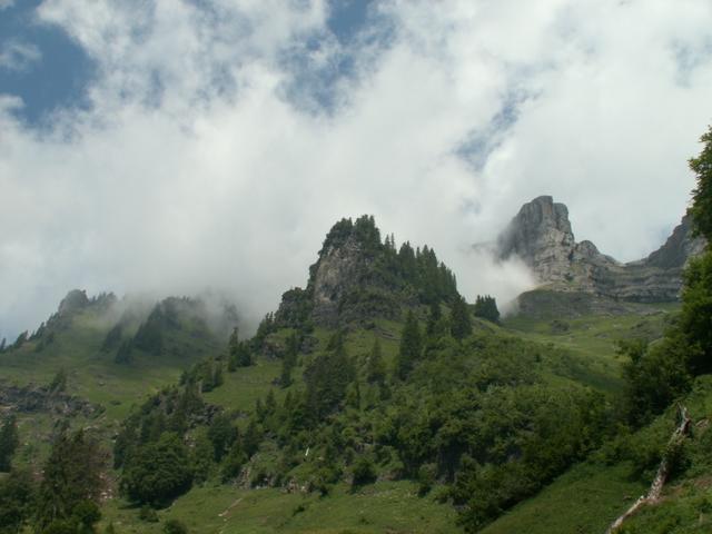 die Berge dampfen