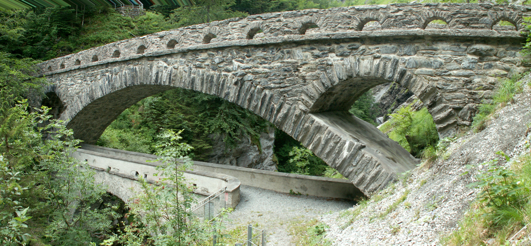 Breitbildfoto Pantenbrugg