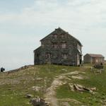 wir haben die Claridenhütte erreicht 2453 m.ü.M.