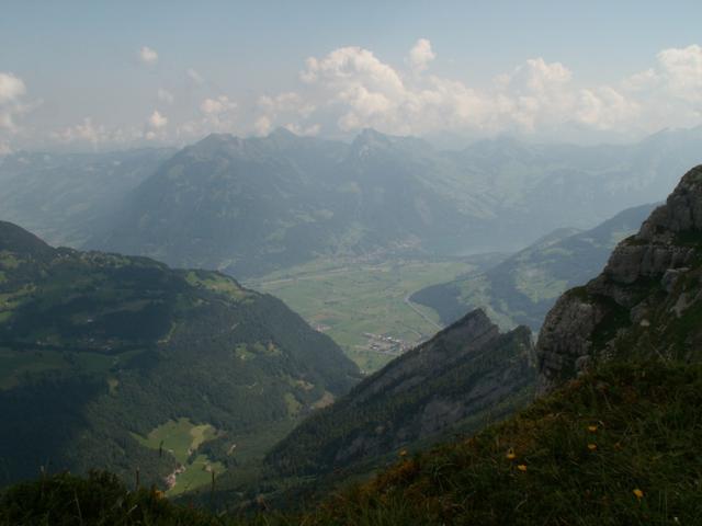 Blick ins Tal runter Richtung Walensee