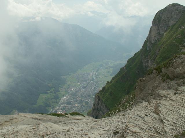 ein letzter Blick runter nach Glarus