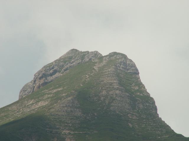 der Zindlenspitz. Gut ersichtlich der Bergpfad