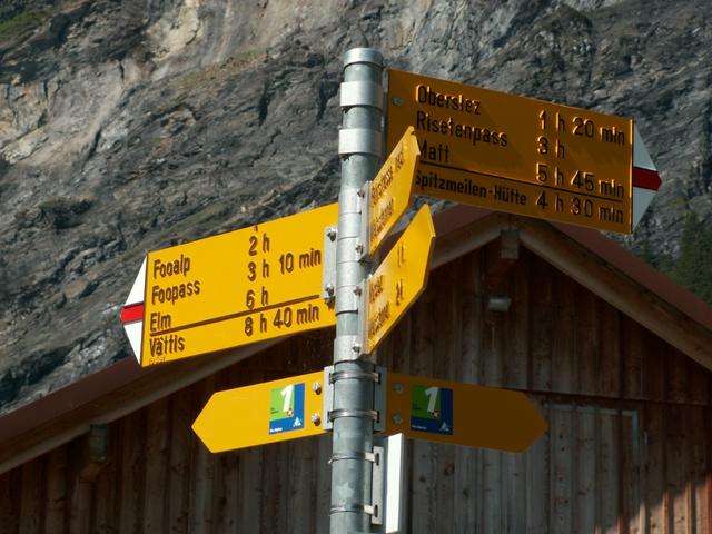 Wegweiser bei Walabütz-Untersäss 1361 m.ü.M.