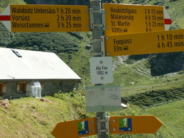 Wegweiser auf Alp Foo 1882 m.ü.M.