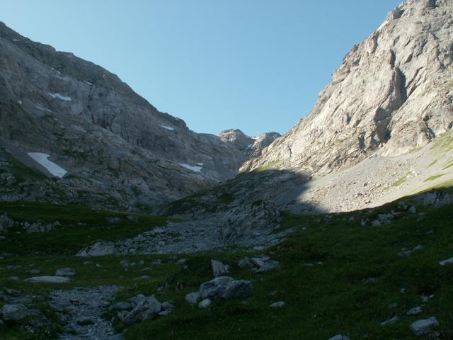 auf Ringgenplanggen 1800 m.ü.M. scheint endlich die Sonne