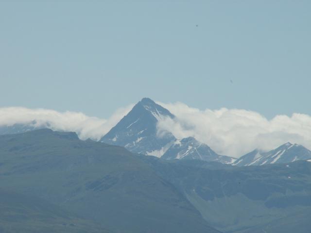 Piz Terri wolkenverhangen