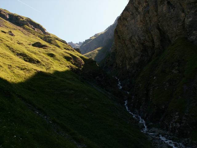 rein in die Oberlavtinaschlucht