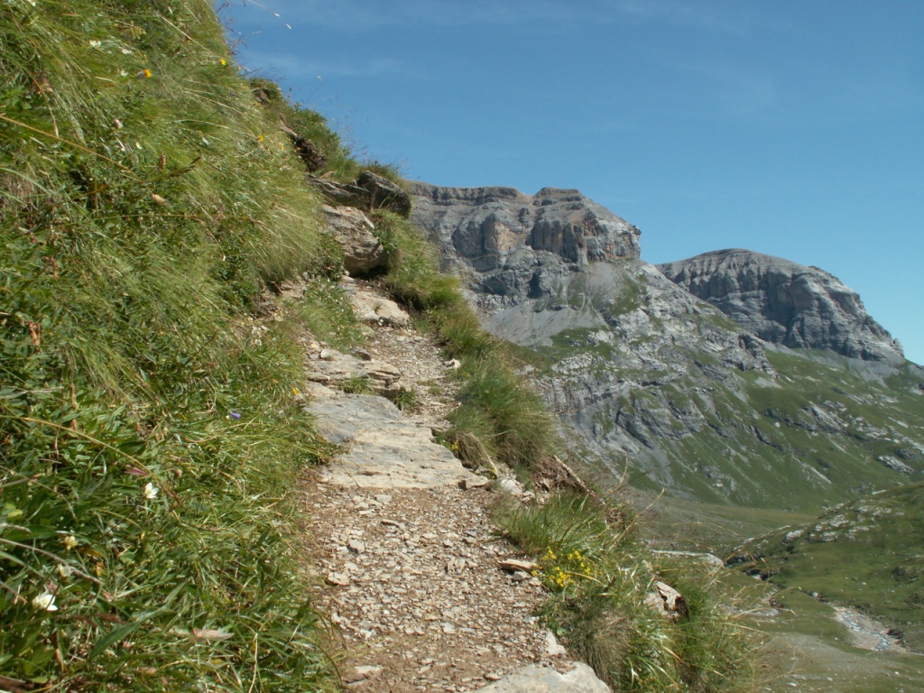 die einzig ein bisschen ausgesetzte Stelle kurz nach Sandpassweidli auf 2135 m.ü.M.