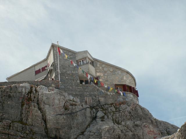 und wir haben die Planurahütte auf 2947 m.ü.M. erreicht