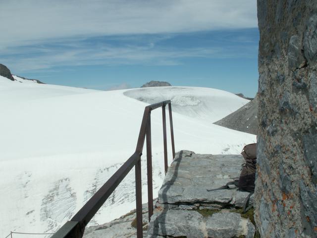 der Eingang der Hütte